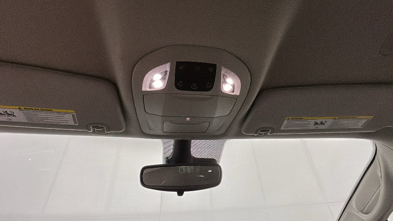 Used 2024 Chrysler Pacifica Touring-L FWD image 27