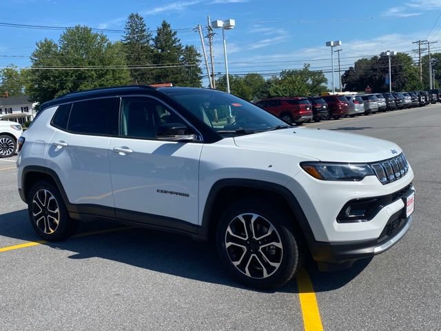 Used 2022 Jeep Compass Limited AWD/4WD image 7