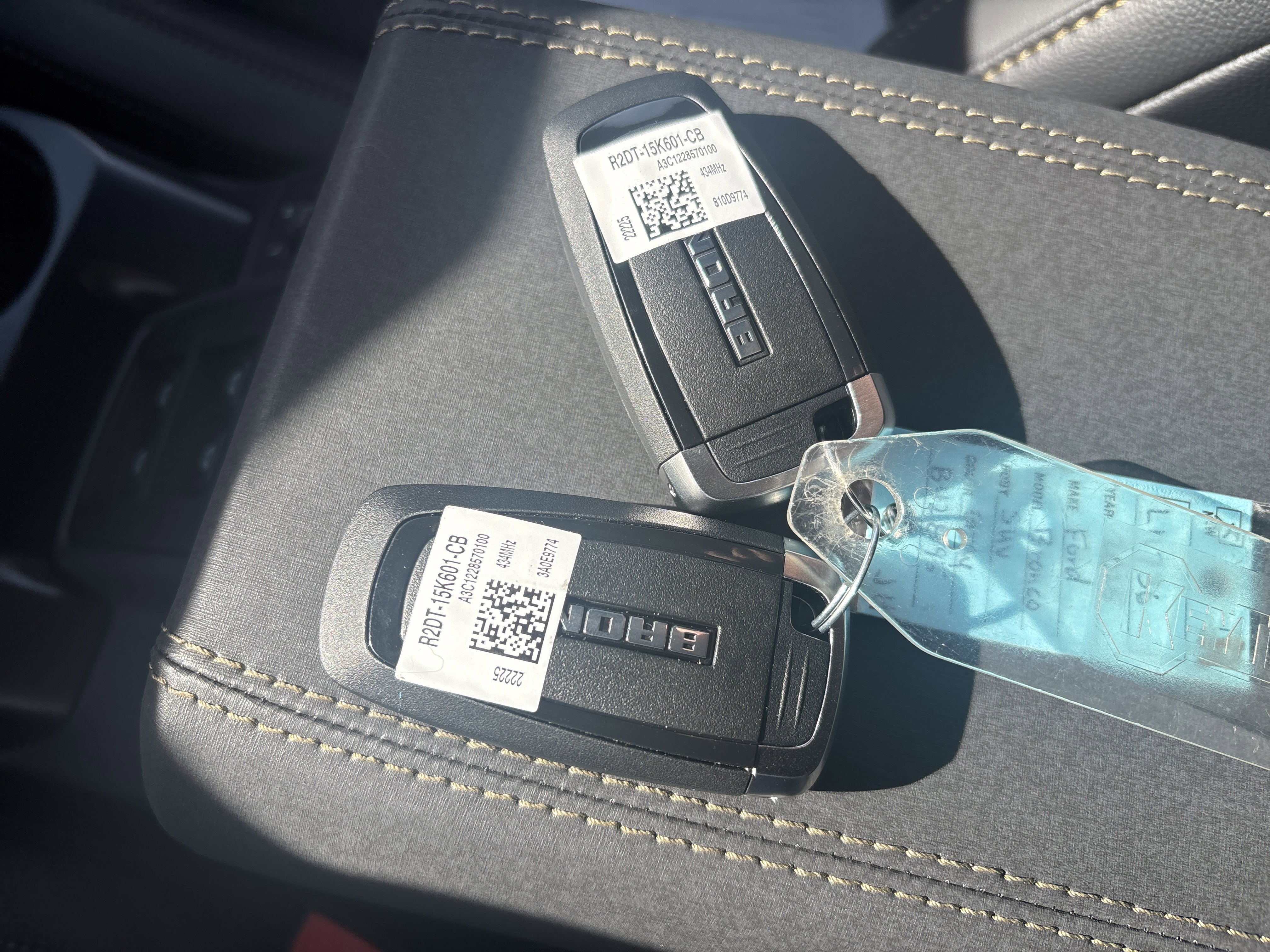 New 2025 Ford Bronco Badlands image 32