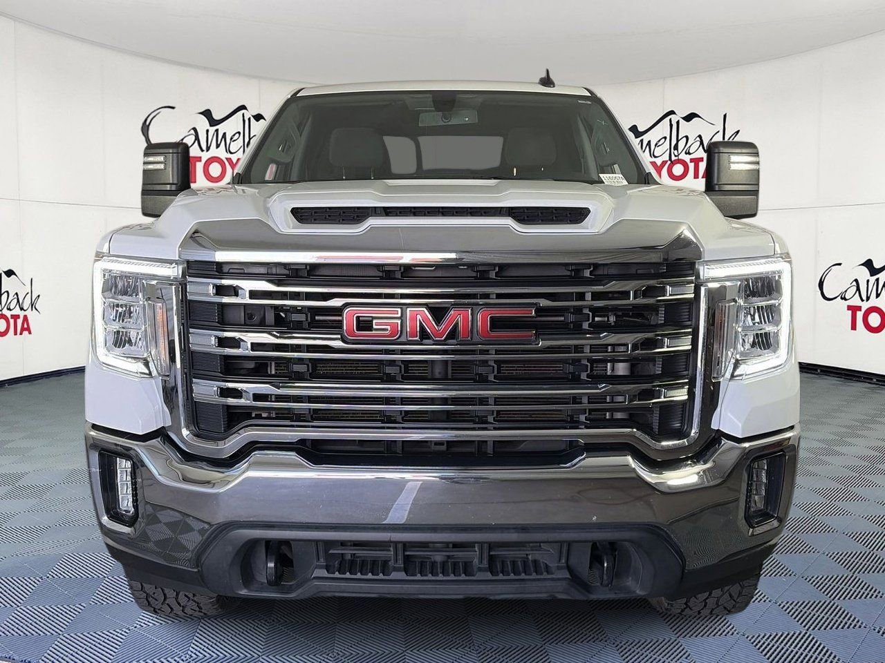 Used 2022 GMC Sierra 2500 SLE w/ SLE Convenience Package AWD/4WD image 2