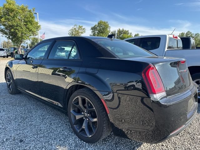 Used 2023 Chrysler 300 S RWD image 2