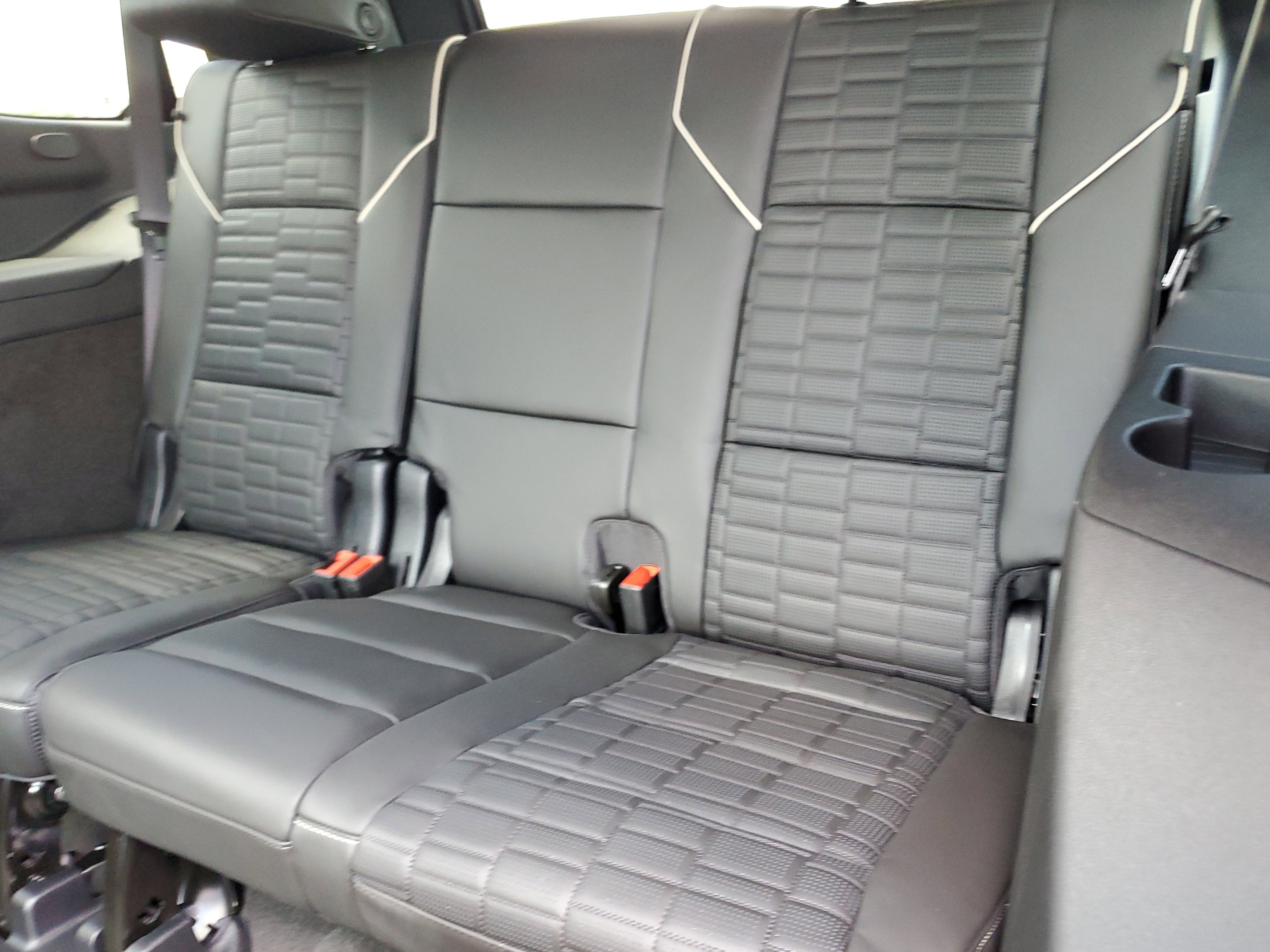 New 2025 Cadillac Escalade Sport Platinum w/ LPO, Floor Liner Package image 9