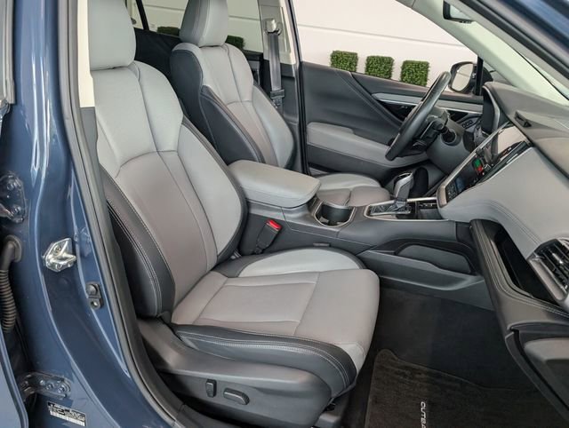 Used 2023 Subaru Outback Limited image 16