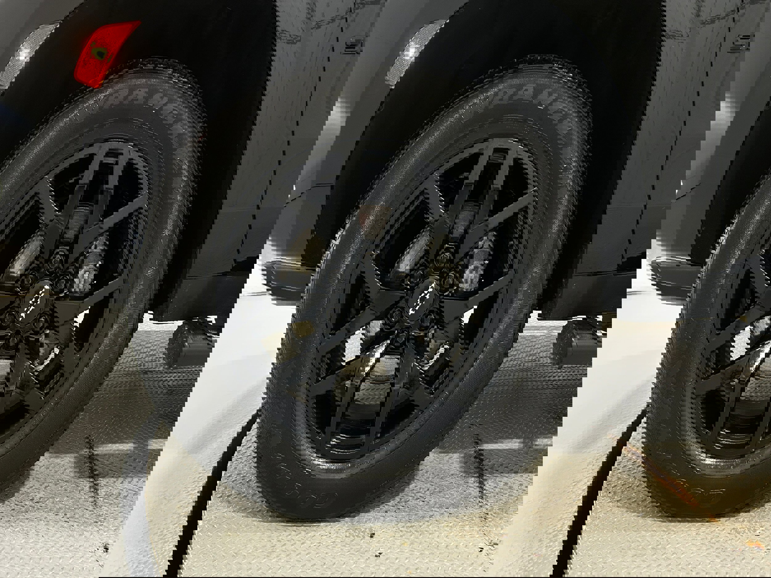 Used 2022 Chevrolet Suburban Z71 image 41