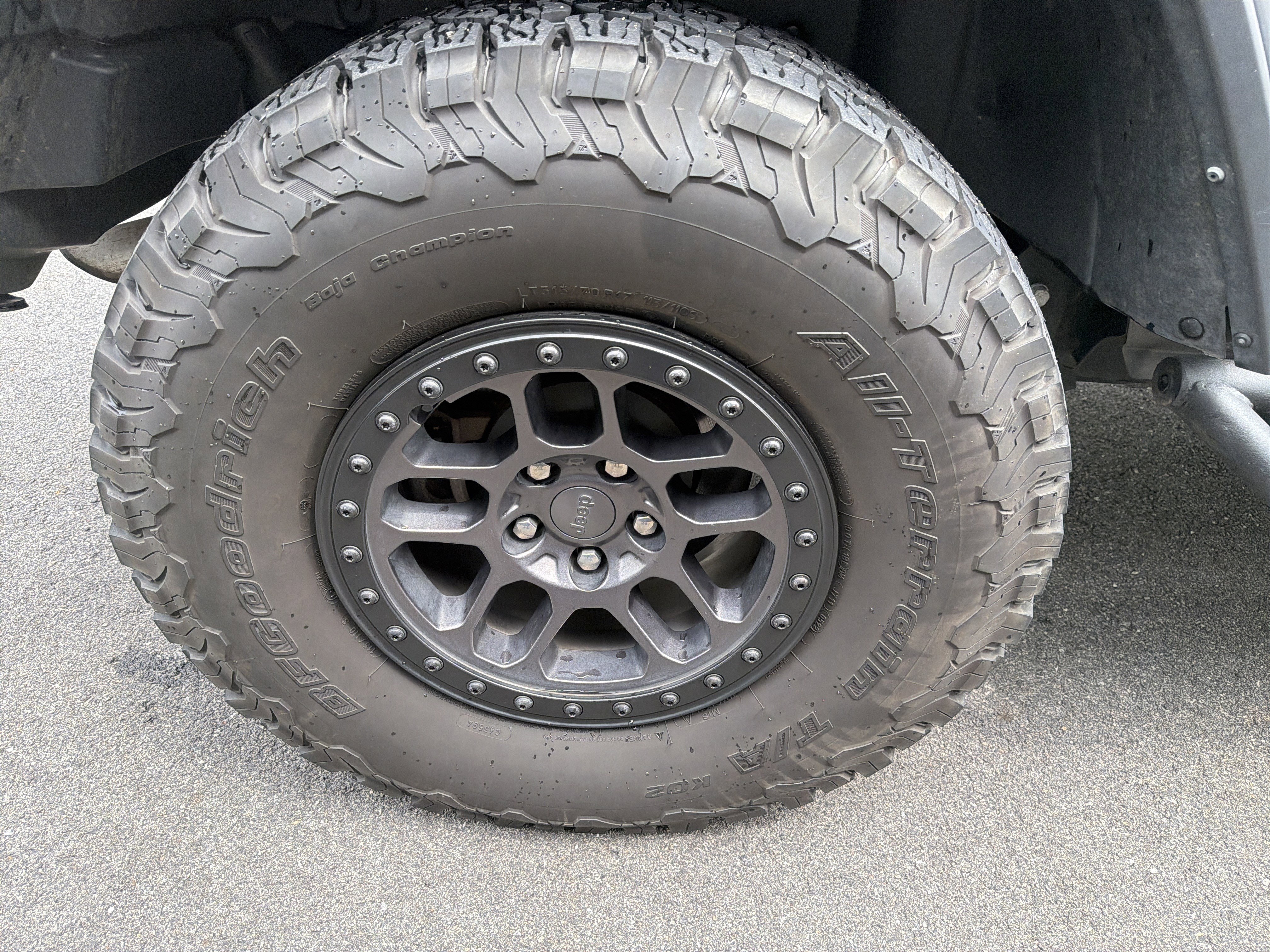 Used 2022 Jeep Wrangler Unlimited Sport AWD/4WD image 32