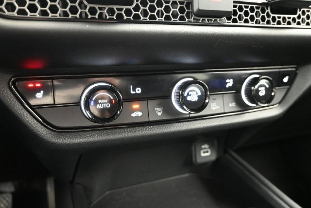 Used 2023 Honda HR-V Sport image 32