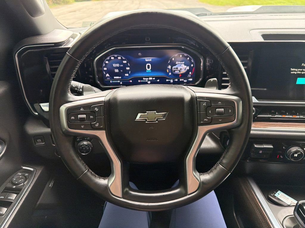 Used 2024 Chevrolet Silverado 1500 LT Trail Boss w/ LT Trail Boss Premium Package AWD/4WD image 13