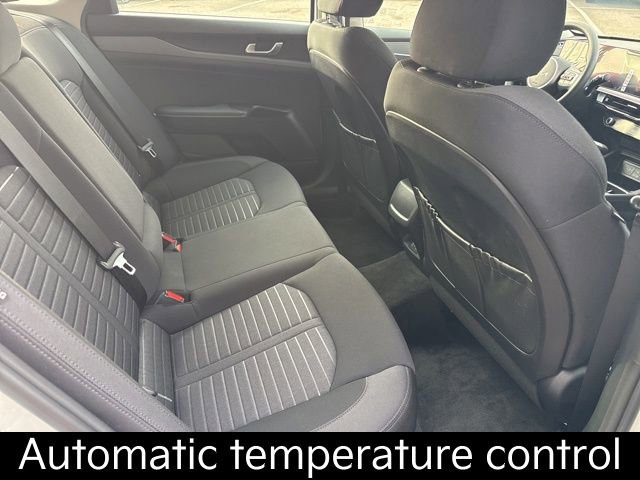 Used 2025 Kia K5 LXS image 7
