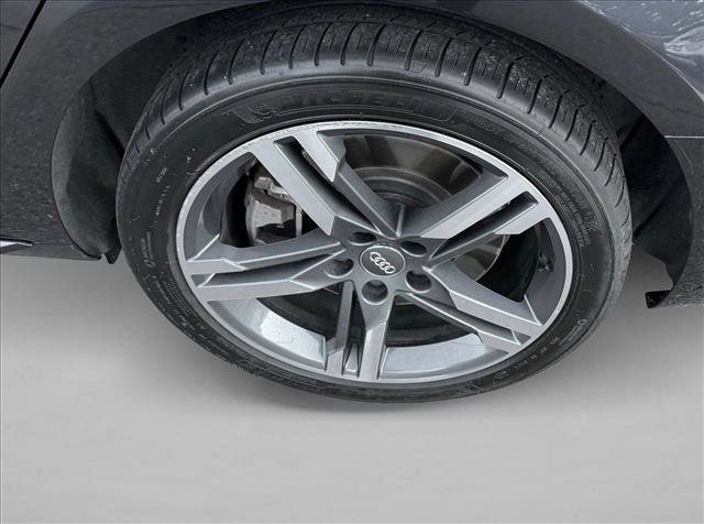 Used 2017 Audi A4 2.0T Premium Plus w/ Premium Plus Package image 8