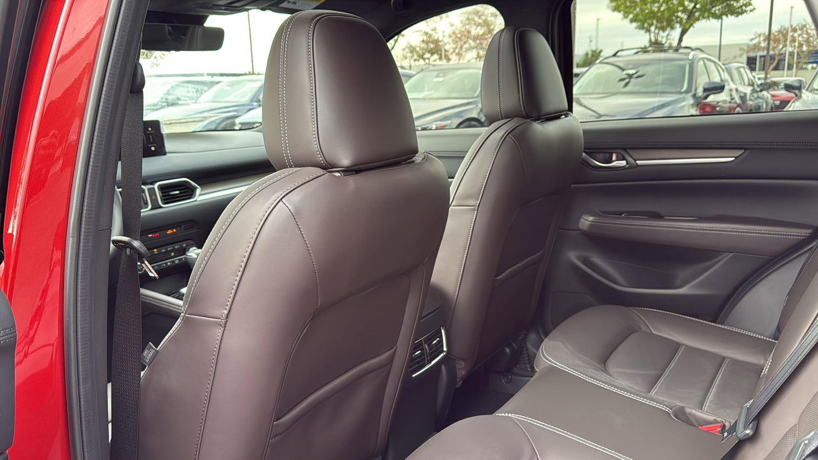 New 2025 MAZDA CX-5 Signature image 22