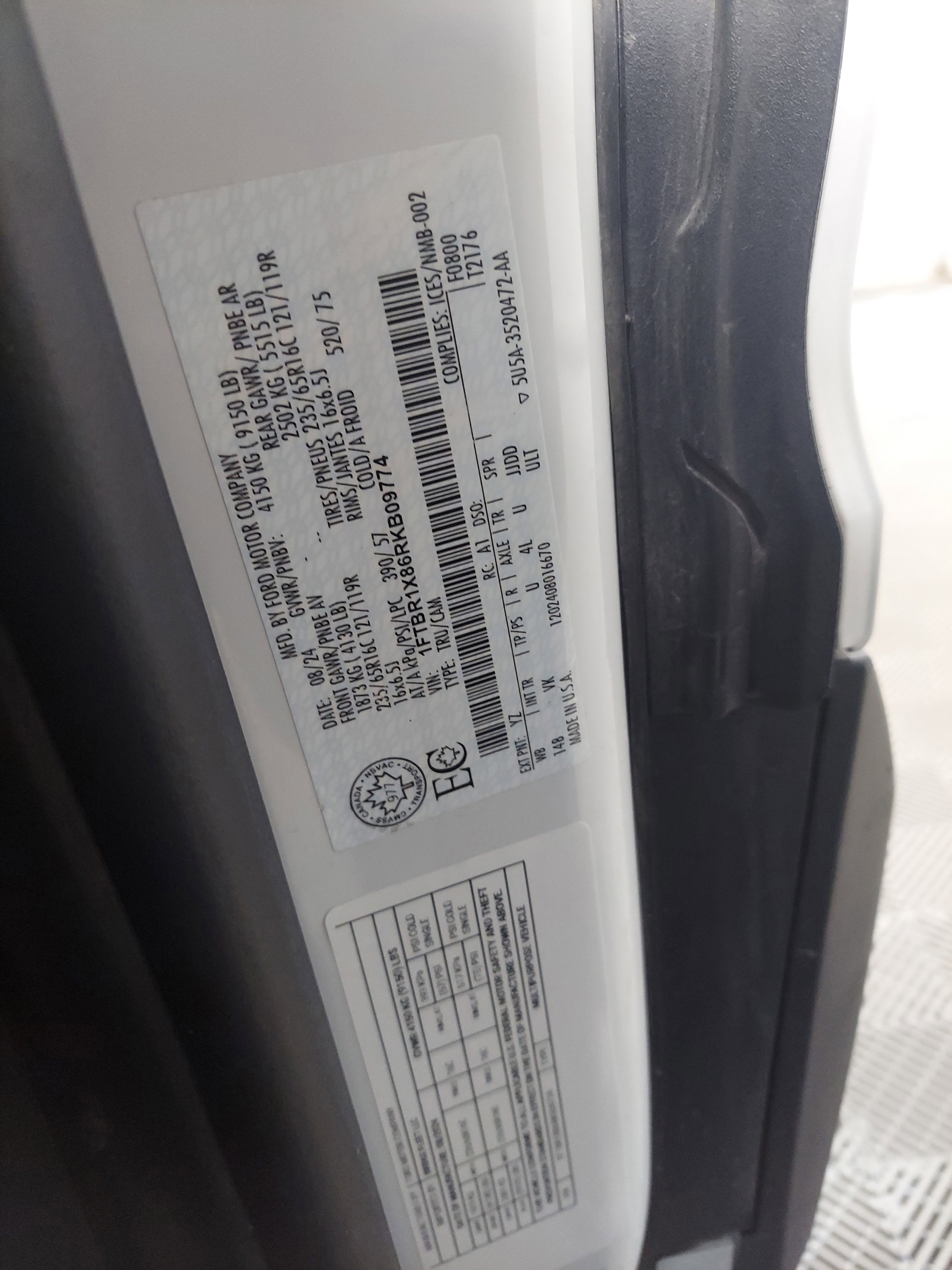 Used 2024 Ford Transit 250 148 High Roof RWD image 17