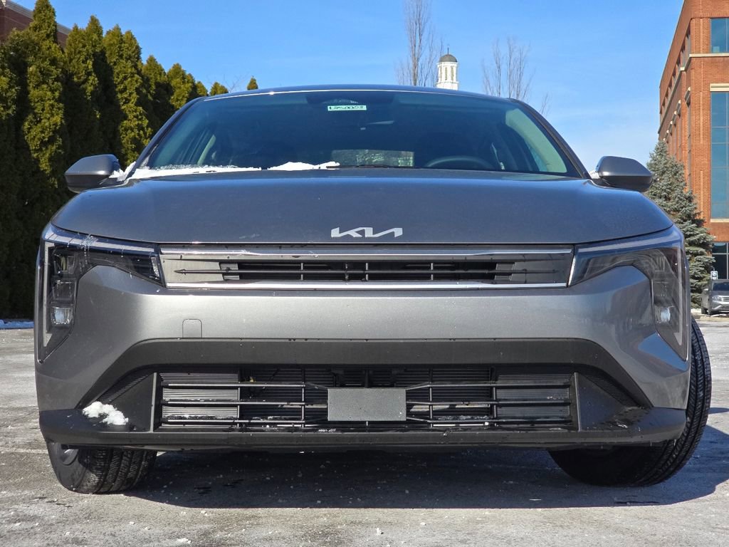 New 2025 Kia K4 LXS image 9