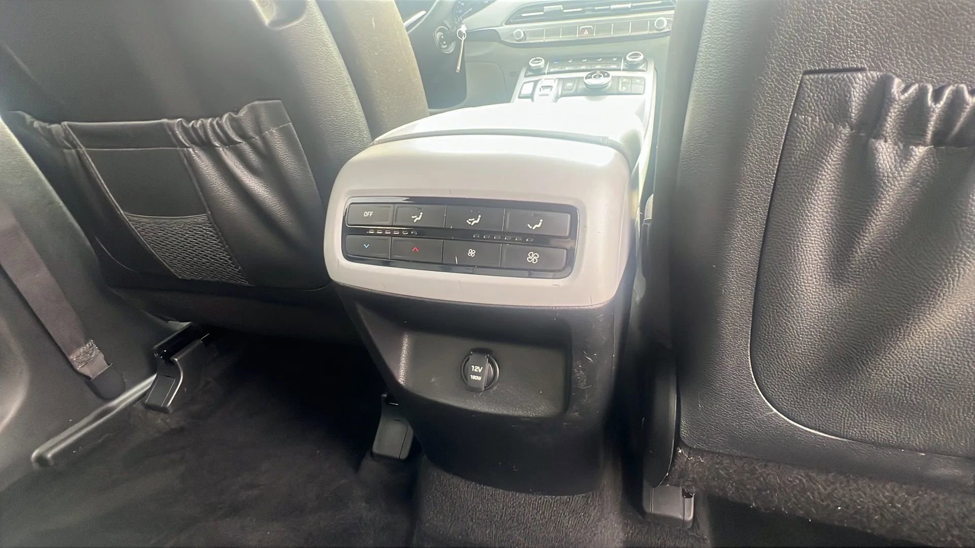 Used 2022 Hyundai Palisade SE image 31