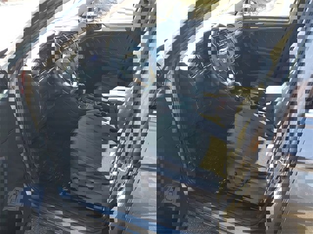 Certified 2023 Volkswagen Tiguan SE image 18