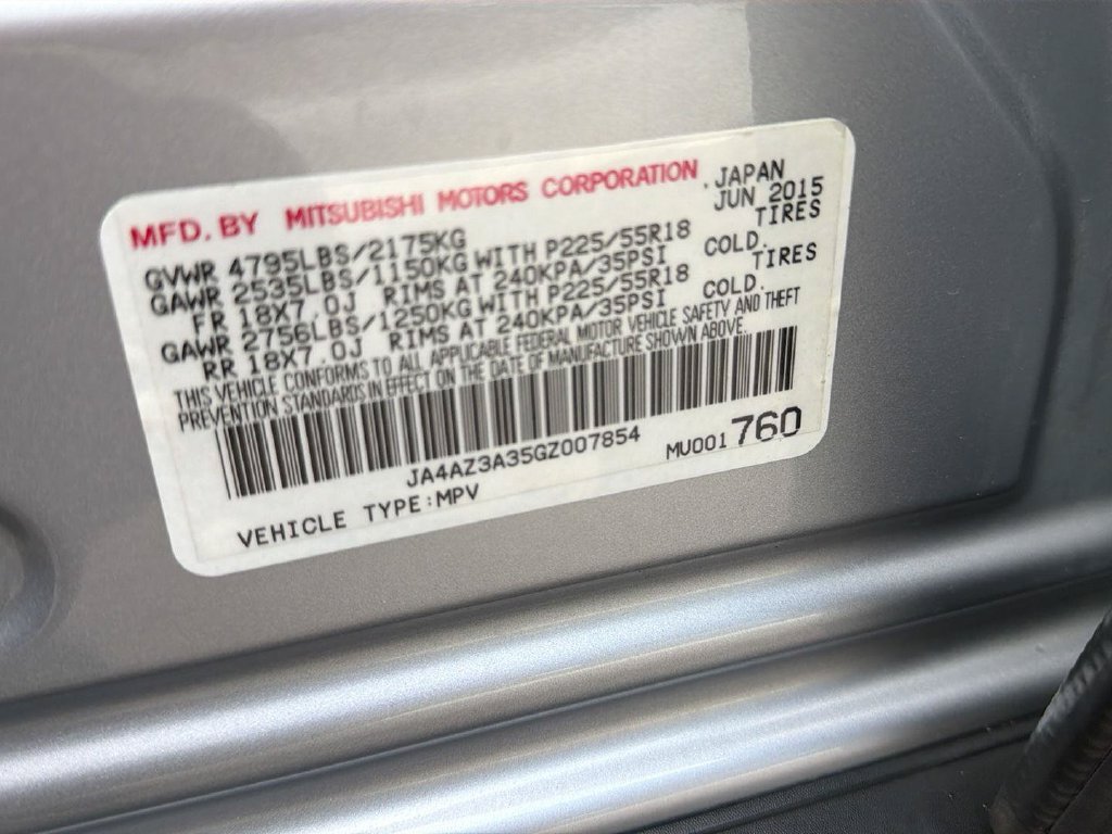 Used 2016 Mitsubishi Outlander SE AWD/4WD image 27