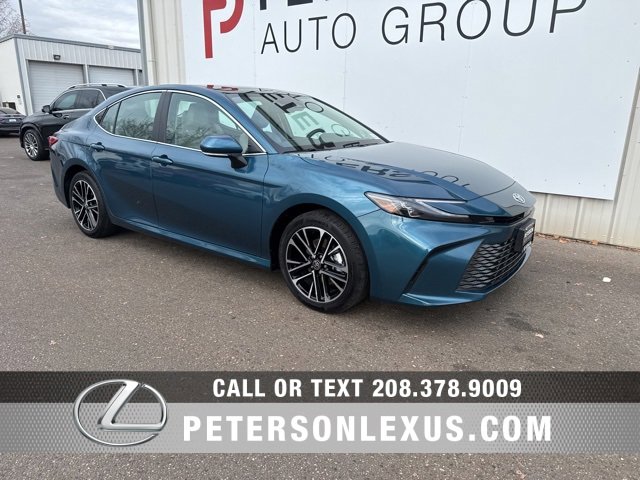 Used 2025 Toyota Camry XSE image 1