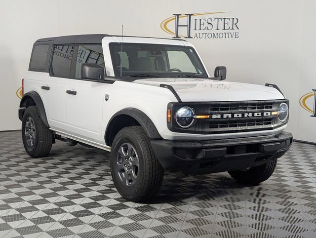 Used 2025 Ford Bronco Big Bend AWD/4WD image 2