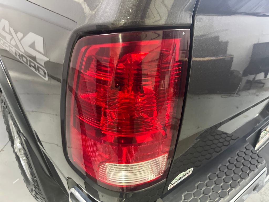 Used 2018 RAM 2500 Tradesman w/ Chrome Appearance Group image 55