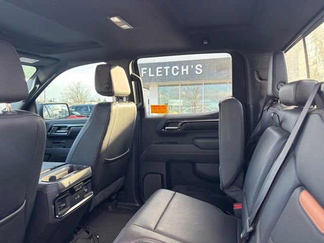 Used 2022 GMC Sierra 1500 AT4 w/ AT4 Preferred Package image 9