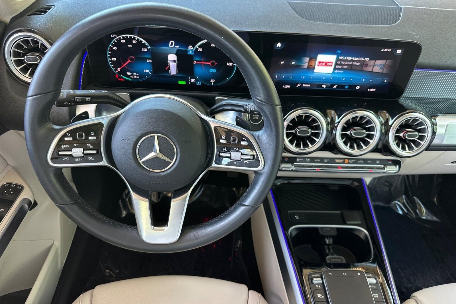 Used 2023 Mercedes-Benz EQB 300 4MATIC image 29