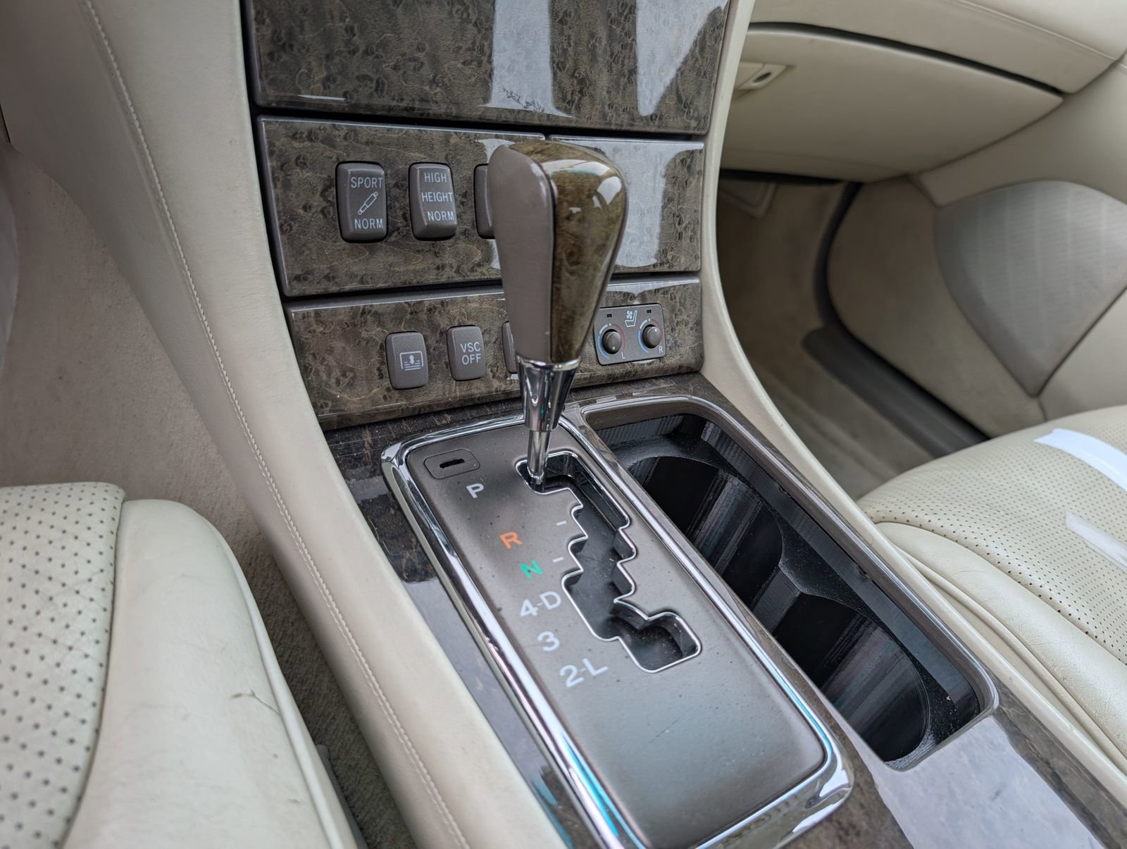Used 2002 Lexus LS 430 RWD image 11