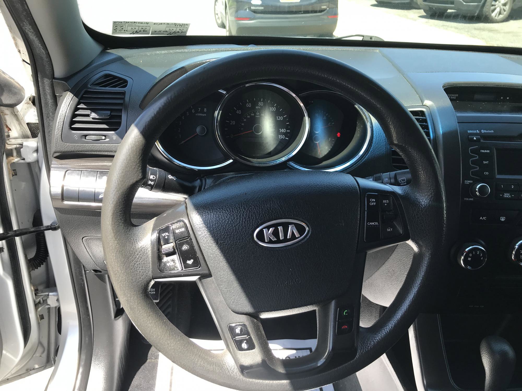Used 2013 Kia Sorento LX image 12