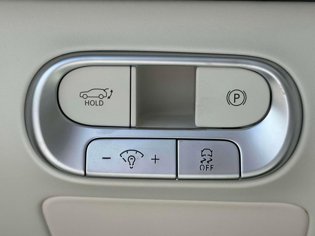 New 2024 Genesis GV60 Performance image 21