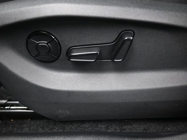 New 2026 Volkswagen Tiguan SE image 33