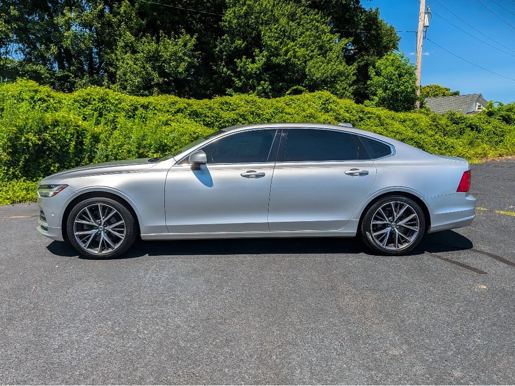 Used 2018 Volvo S90 T5 Momentum w/ Convenience Package AWD/4WD image 9