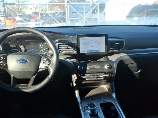 Used 2020 Ford Explorer XLT w/ Equipment Group 202A image 13