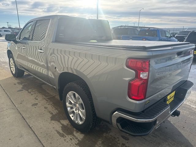 Used 2023 Chevrolet Silverado 1500 LTZ w/ Z71 Off-Road Package image 5