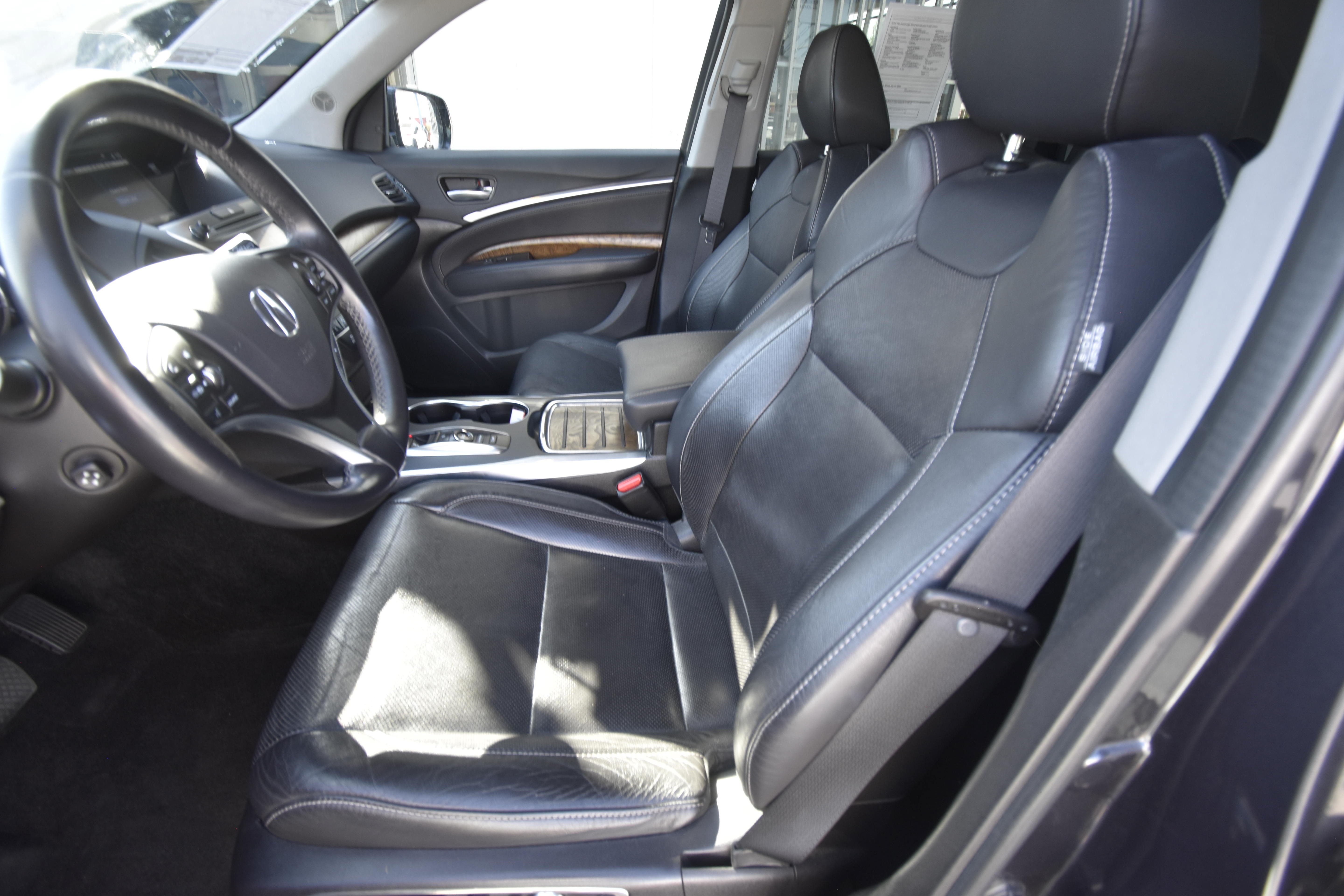 Used 2020 Acura MDX w/ Technology Package AWD/4WD image 9