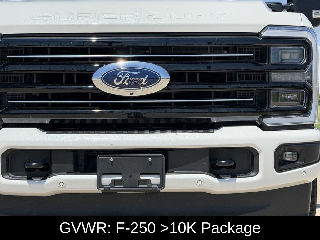 Used 2026 Ford F250 Platinum AWD/4WD image 4
