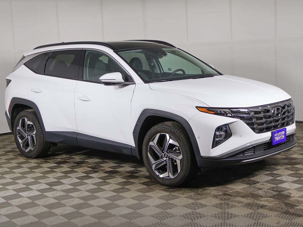 Certified 2024 Hyundai Tucson Limited AWD/4WD image 2
