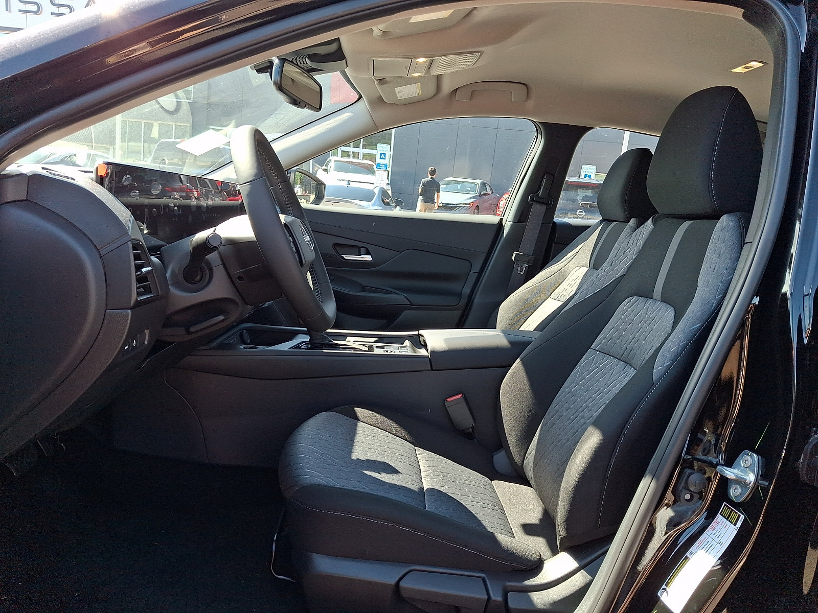 New 2027 Nissan Sentra SV w/ SV Convenience Package FWD image 9