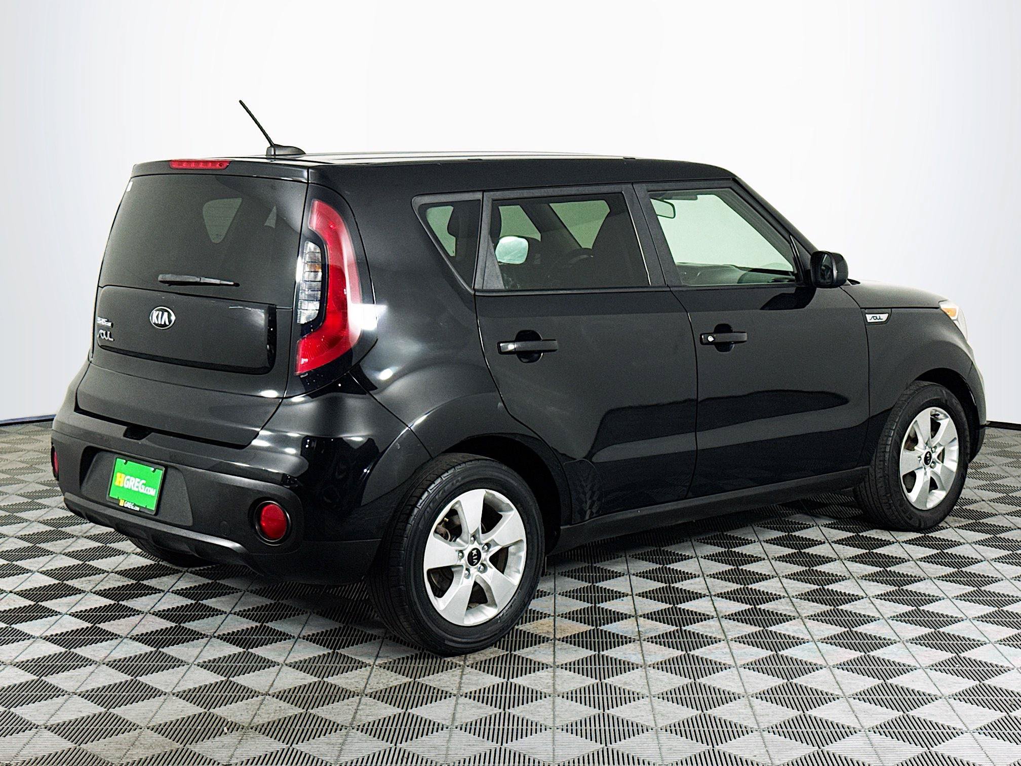 Used 2018 Kia Soul FWD image 8