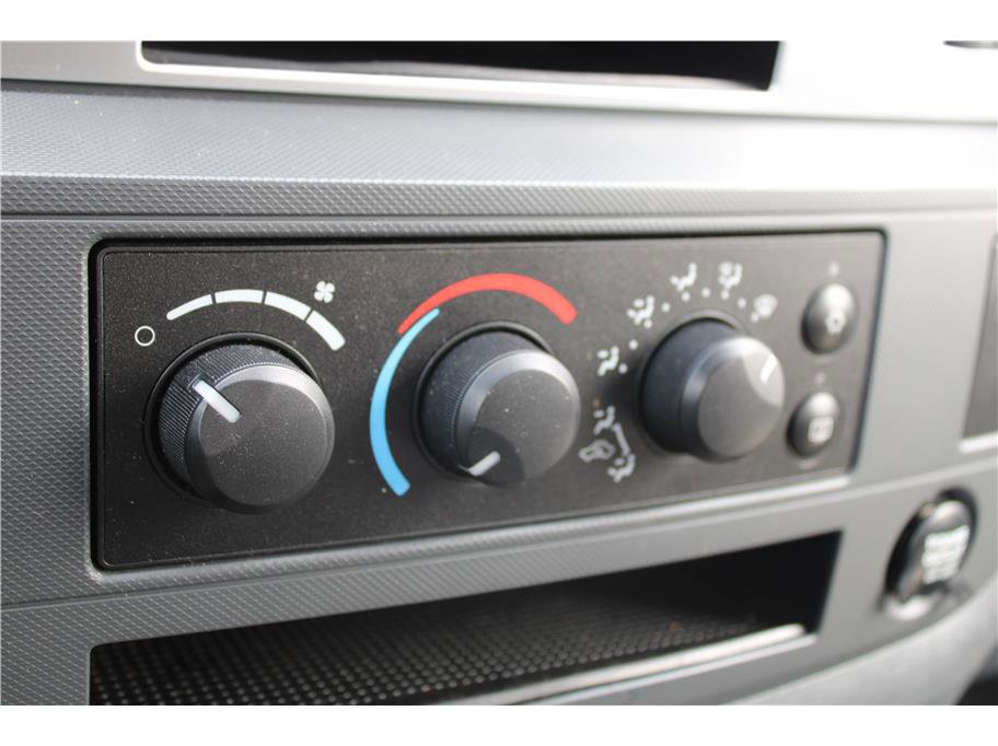 Used 2007 Dodge Ram 1500 Truck SLT image 19