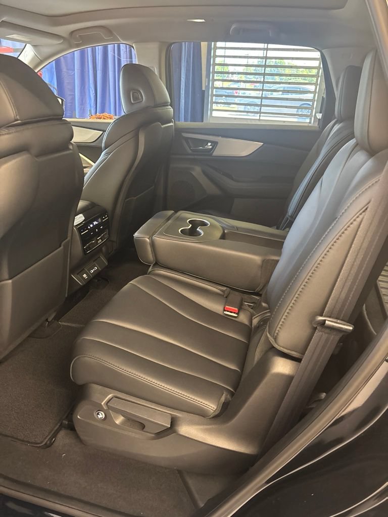 Used 2024 Acura MDX FWD image 8