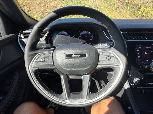 New 2025 Jeep Grand Cherokee L Altitude AWD/4WD image 25