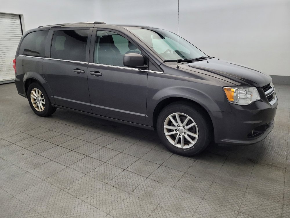 Used 2019 Dodge Grand Caravan SXT image 11