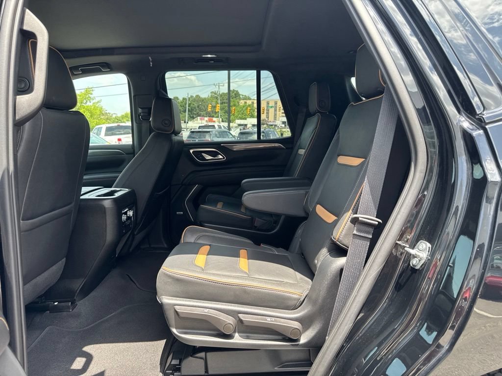 Used 2023 GMC Yukon AT4 AWD/4WD image 25