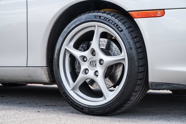 Used 2003 Porsche 911 Carrera RWD image 32