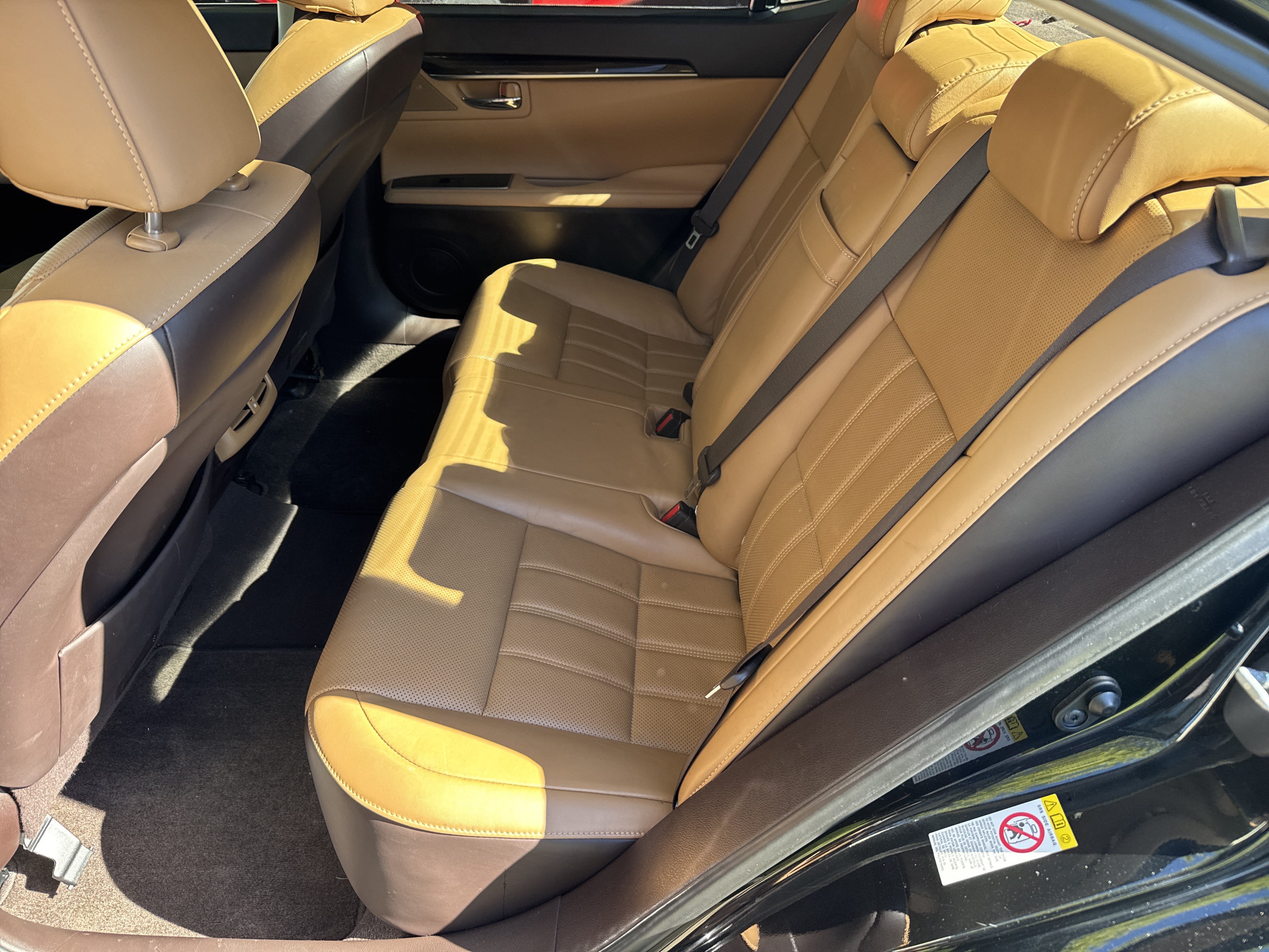 Used 2017 Lexus ES 350 w/ Ultra Luxury Package FWD image 18