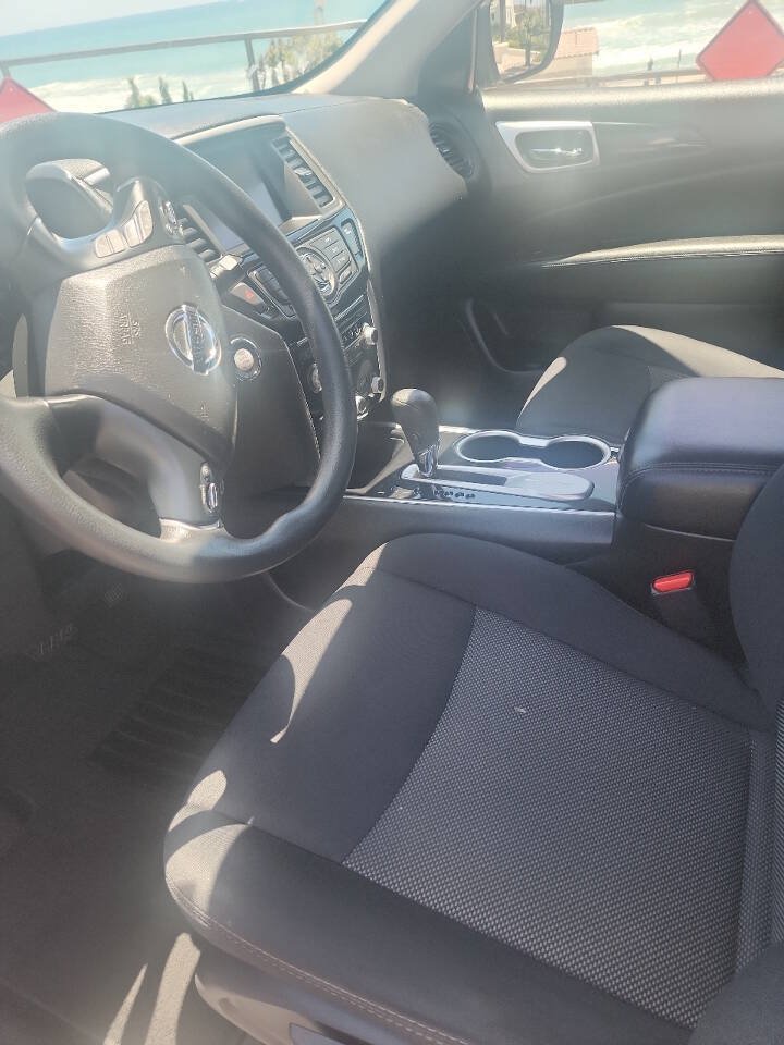 Used 2018 Nissan Pathfinder S FWD image 9