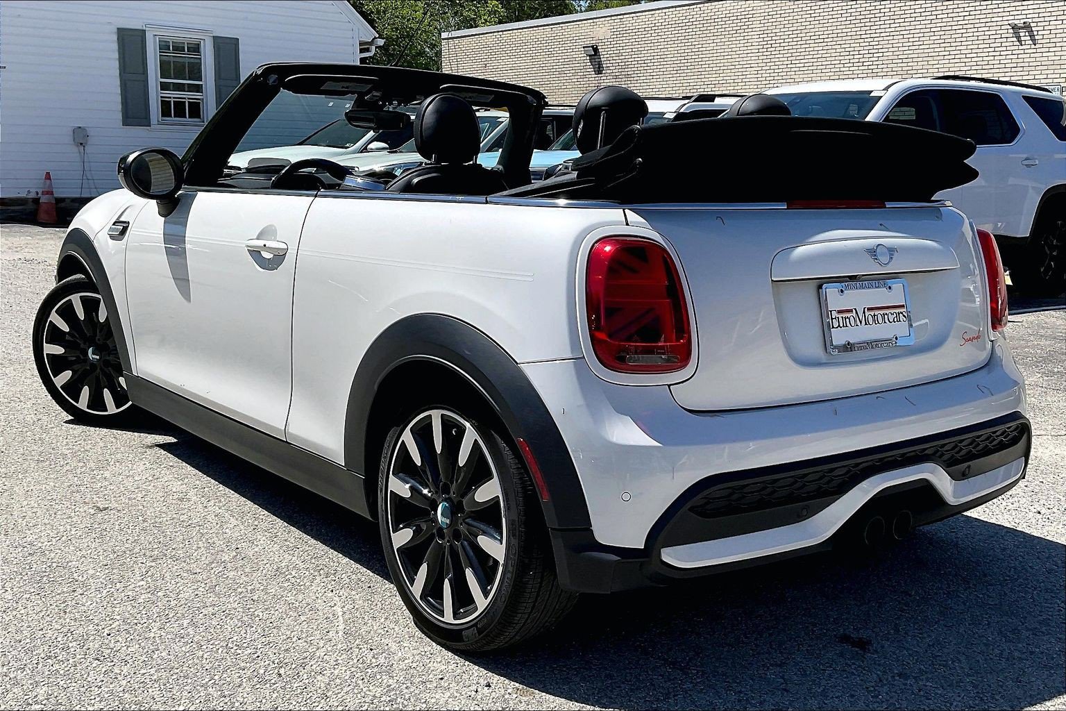 Used 2024 MINI Cooper S w/ Seaside Edition FWD image 4