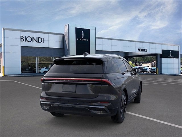 New 2026 Lincoln Nautilus Reserve w/ Jet Appearance Package AWD/4WD image 8