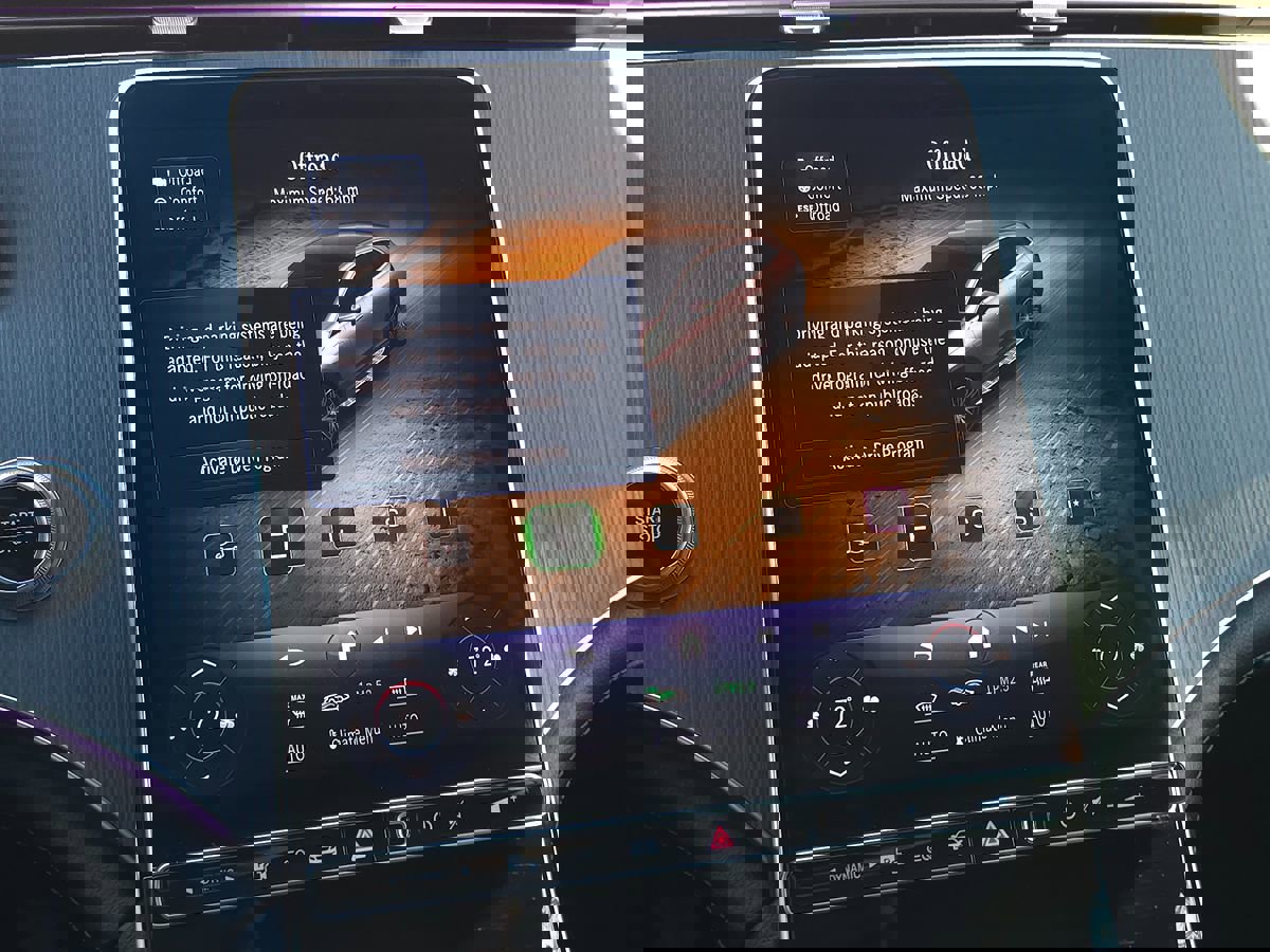 Used 2023 Mercedes-Benz EQE 500 4MATIC SUV image 66