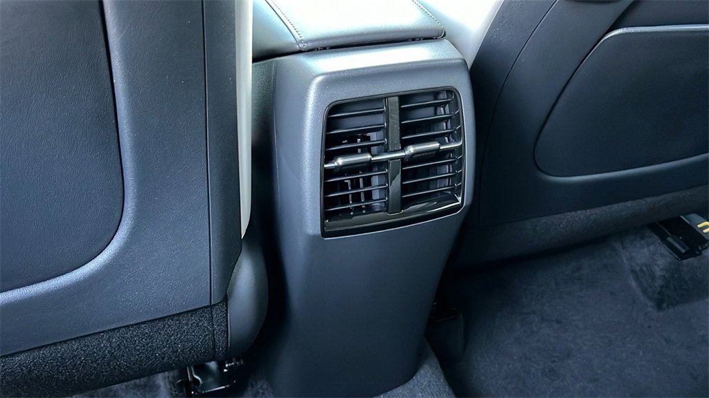 New 2025 Kia Niro EX image 7