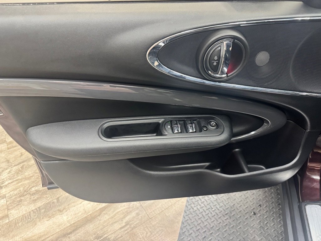 Used 2018 MINI Cooper Clubman S image 12