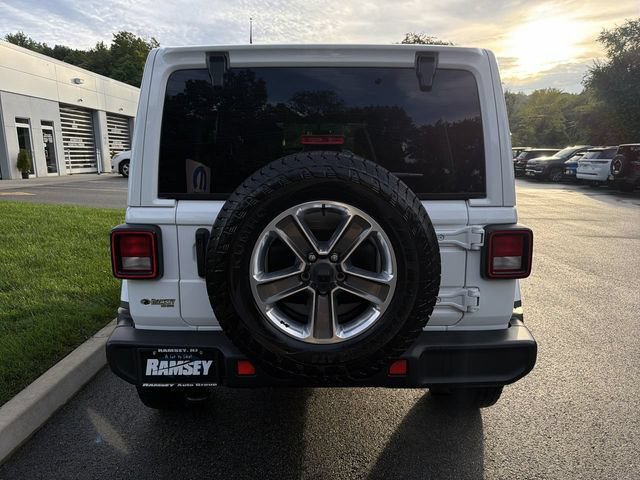 Used 2023 Jeep Wrangler Unlimited Sahara w/ Cold Weather Group AWD/4WD image 7